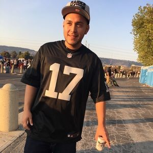 Meet your Posher, Juan